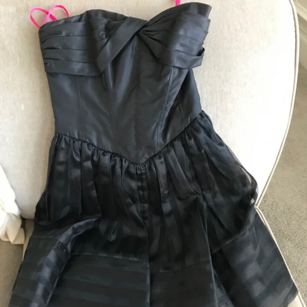 Betsey Johnson evening party dress